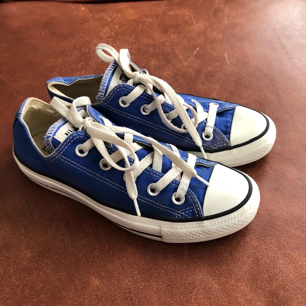 Blue converse